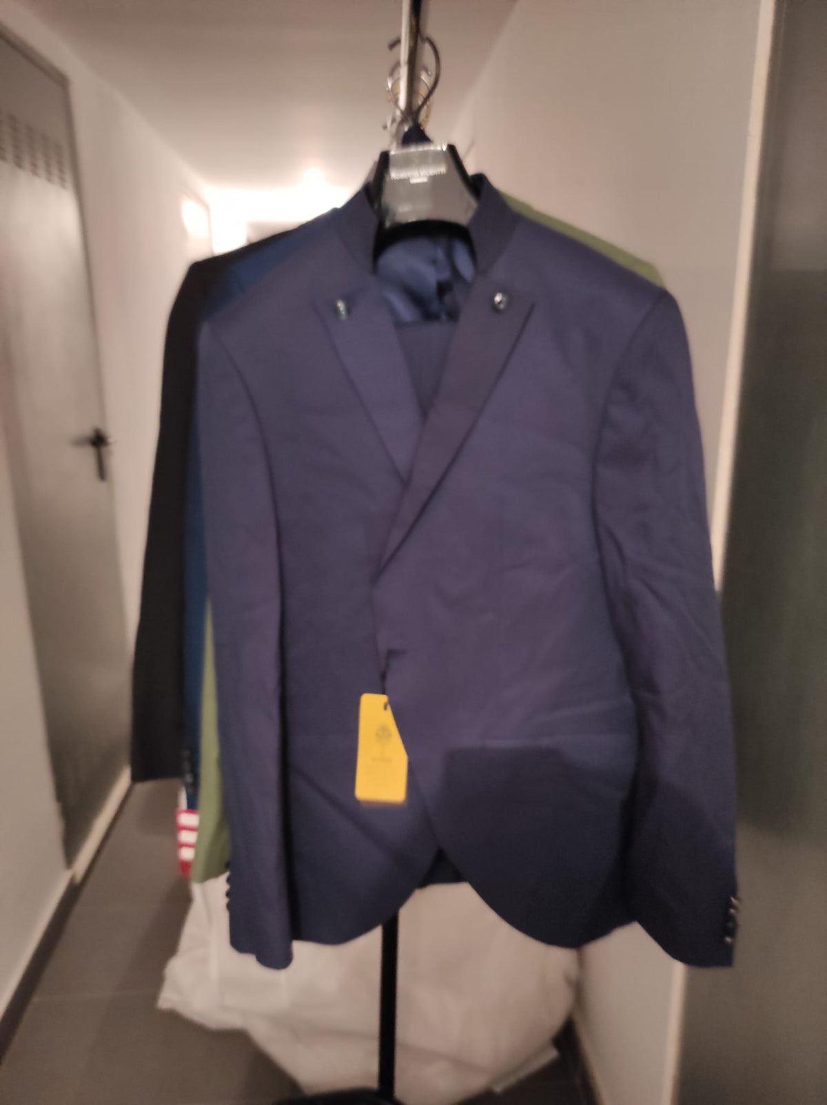 SUB-2026-036 · SEGUNDA SUBASTA. LOTE 2: EXISTENCIAS TEXTILES ROPA BODAS Y EVENTOS