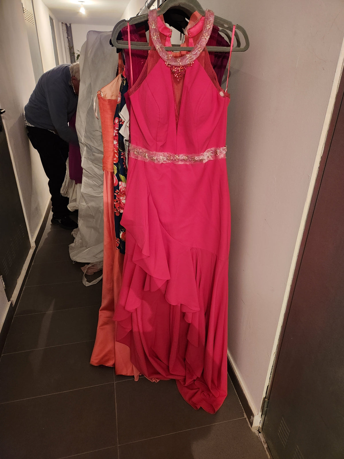 SUB-2026-036 · SEGUNDA SUBASTA. LOTE 2: EXISTENCIAS TEXTILES ROPA BODAS Y EVENTOS