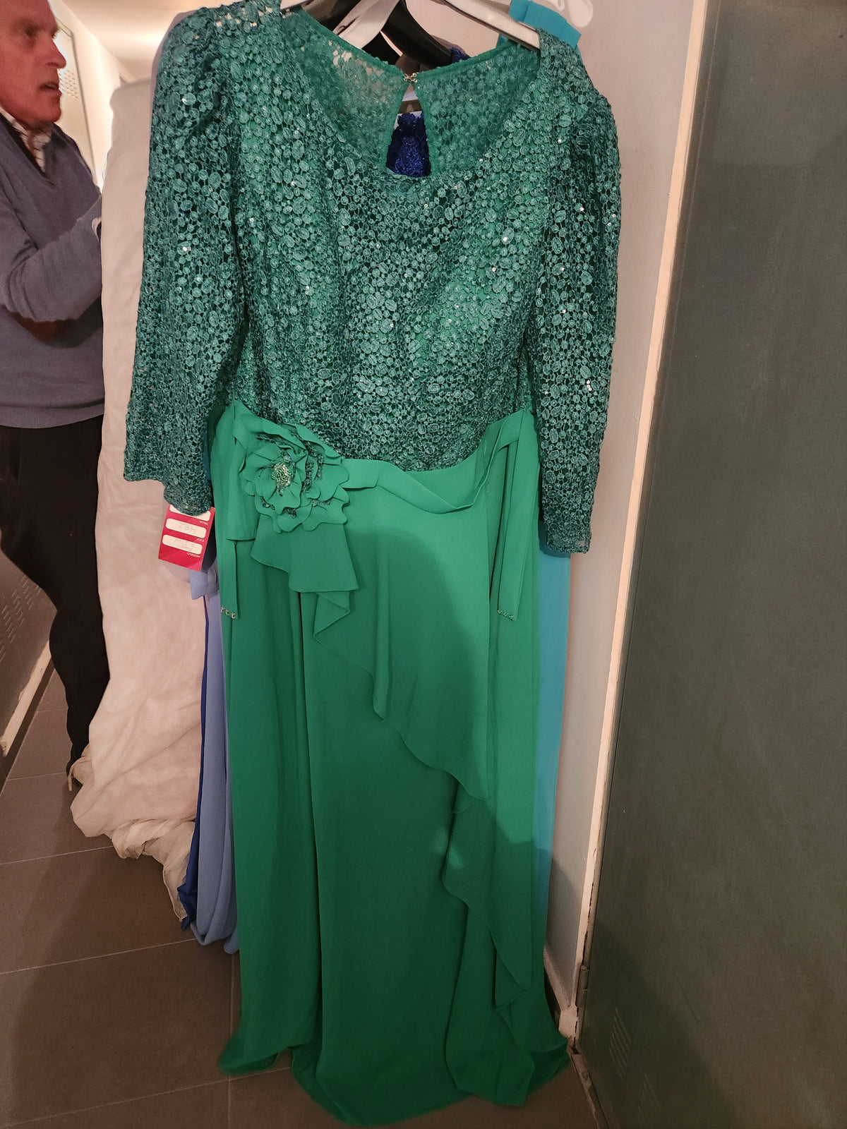 SUB-2026-036 · SEGUNDA SUBASTA. LOTE 2: EXISTENCIAS TEXTILES ROPA BODAS Y EVENTOS
